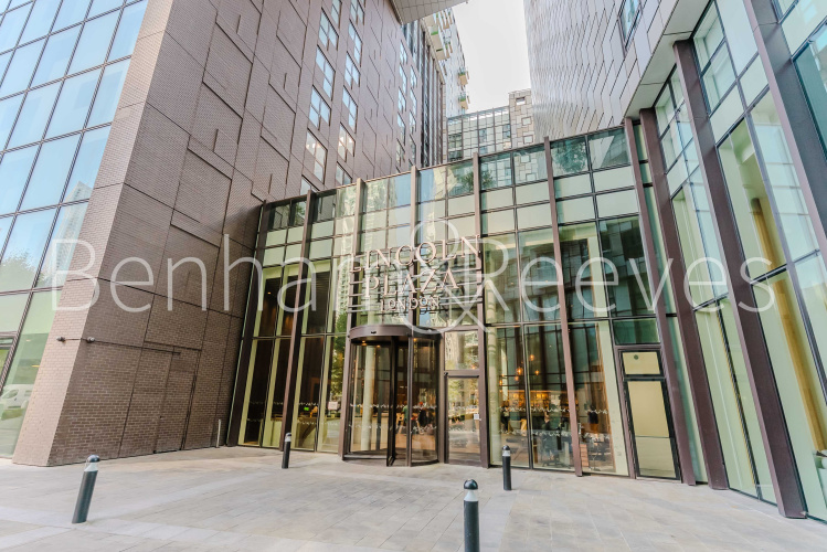 3  bedrooms flat to rent in Talisman Tower, Lincoln Plaza, E14-image 15