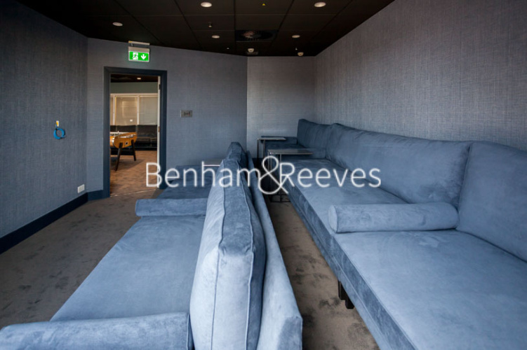 2  bedrooms flat to rent in Circus Apartment, Westferry Circus, E14-image 15