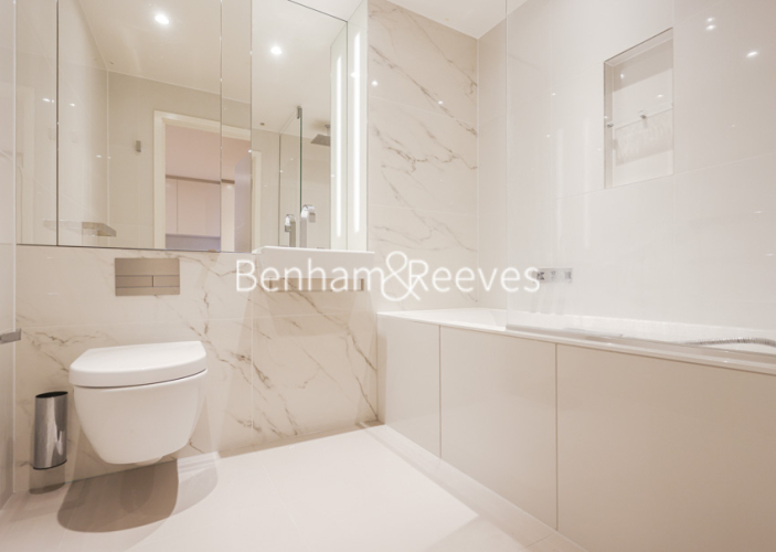 1 bedroom flat to rent in Marsh Wall, South Quay Plaza, E14-image 9