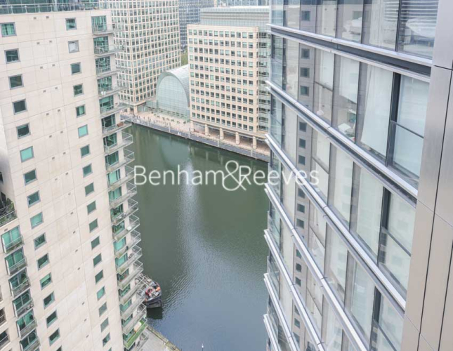 1 bedroom flat to rent in Marsh Wall, South Quay Plaza, E14-image 10