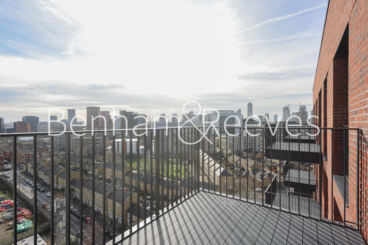 1  bedroom flat to rent in Hawser Lane, Canary Wharf, E14-image 21