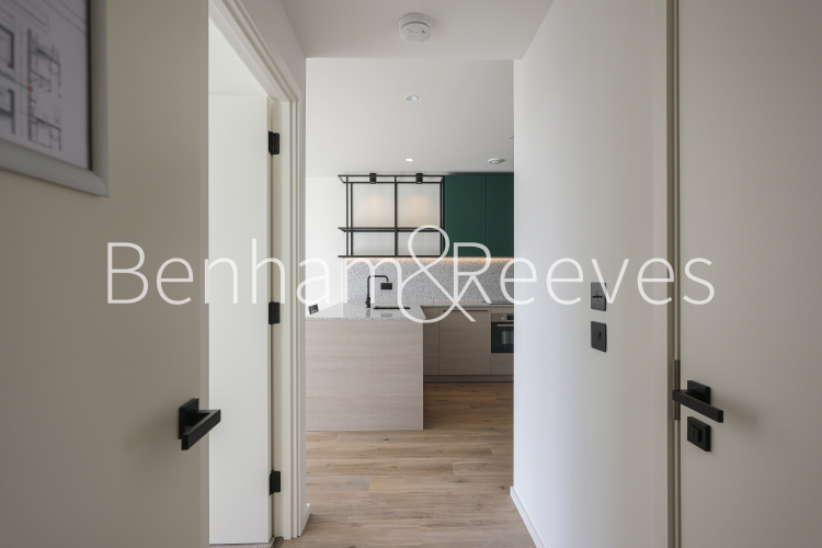 1  bedroom flat to rent in Hawser Lane, Canary Wharf, E14-image 22