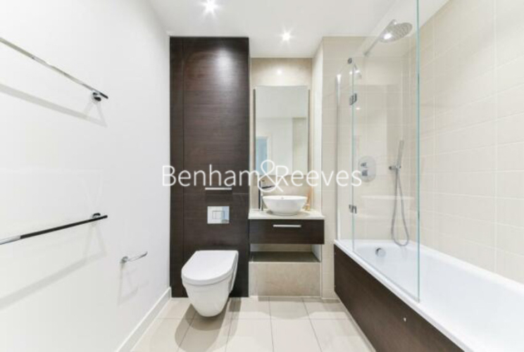 2  bedrooms flat to rent in Williamsburg Plaza ,Canary Wharf, E14-image 4