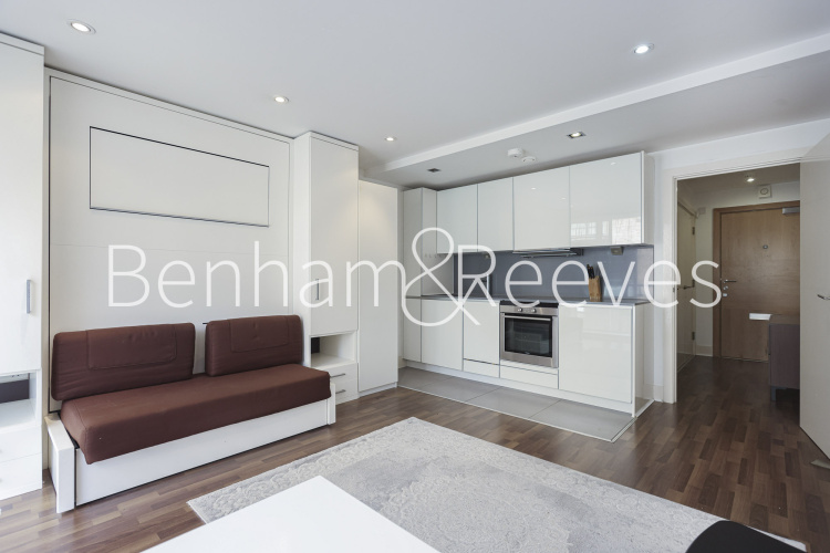 Studio flat to rent in Caspian Wharf, Yeo Street, E3-image 1