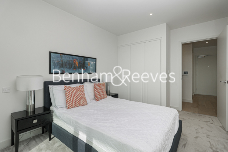 2  bedrooms flat to rent in Bonnet Street, Royal Wharf Riverscape, E16-image 4