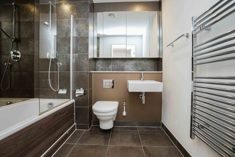 1  bedroom flat to rent in west tower, Canary Wharf, E14-image 3