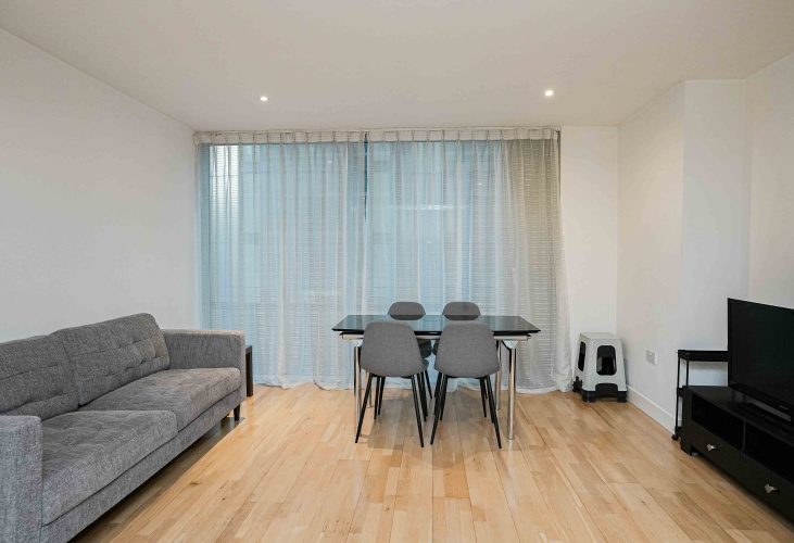 1  bedroom flat to rent in west tower, Canary Wharf, E14-image 17