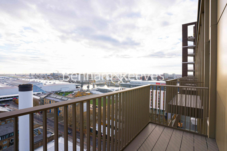 1  bedroom flat to rent in Royal Docks, Canary Wharf, E16-image 6