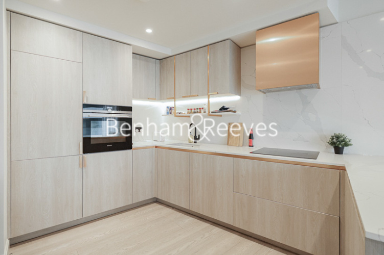 1  bedroom flat to rent in Marsh Wall, Canary Wharf, E22-image 2