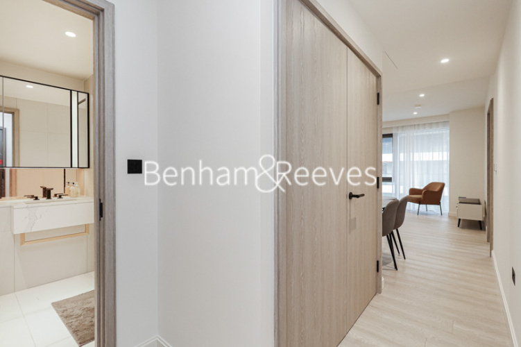 1  bedroom flat to rent in Marsh Wall, Canary Wharf, E22-image 5