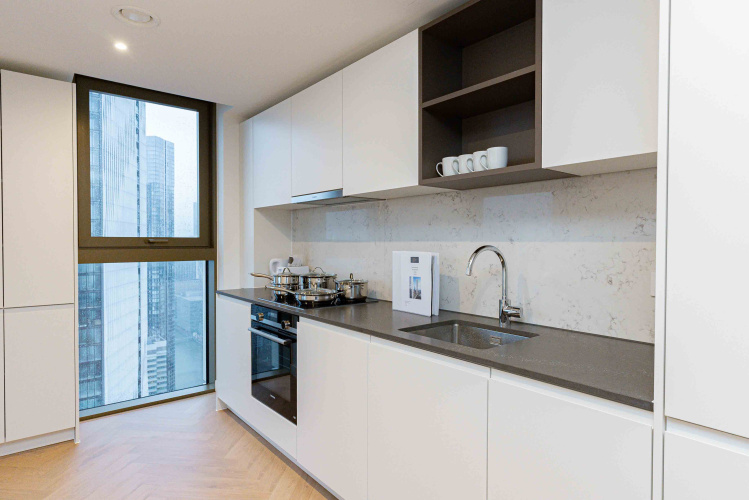 2  bedrooms flat to rent in One Thames Quay, Canary wharf, E14-image 2