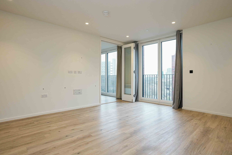 1  bedroom flat to rent in Hawser Lane, Poplar riverside, E14-image 8