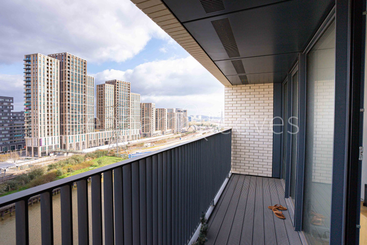 2  bedrooms flat to rent in City Island Way, Canning town, E14-image 6
