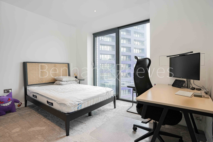 2  bedrooms flat to rent in City Island Way, Canning town, E14-image 11