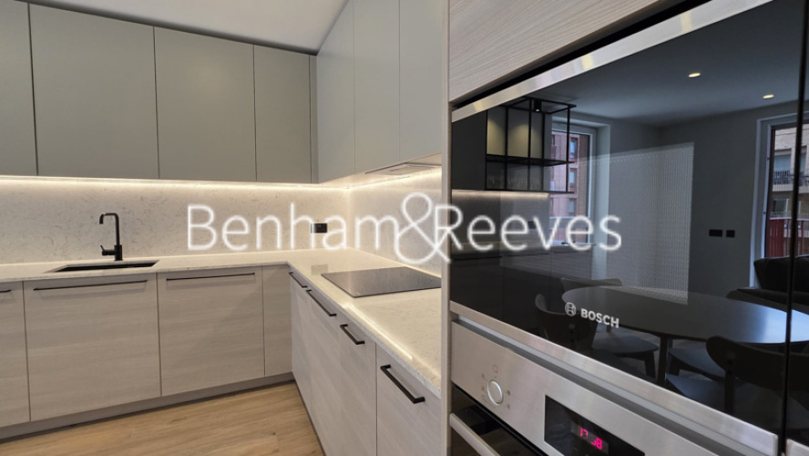 2  bedrooms flat to rent in Hemlock Street, Poplar, E14-image 2