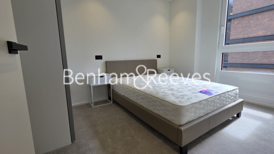 2  bedrooms flat to rent in Hemlock Street, Poplar, E14-image 3