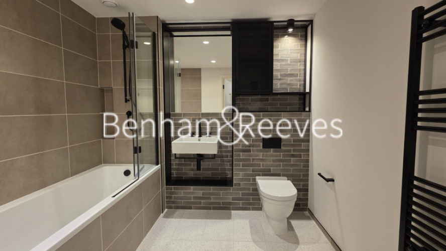 2  bedrooms flat to rent in Hemlock Street, Poplar, E14-image 4