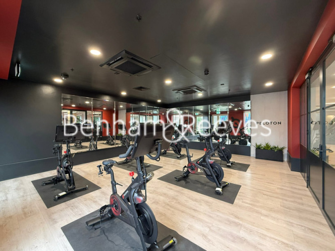 2  bedrooms flat to rent in Eden Place, Royal Eden Docks, E16-image 17