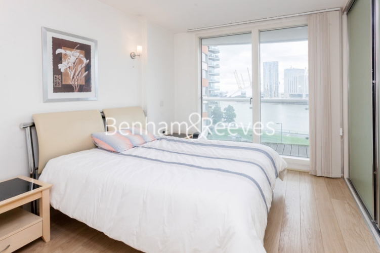 1 bedroom flat to rent in Aurora Building, Blackwall Way, E14-image 3