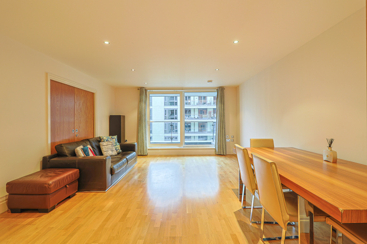 3  bedrooms flat to rent in Aspect Court, Imperial Wharf, SW6-image 11