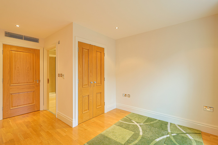 3  bedrooms flat to rent in Aspect Court, Imperial Wharf, SW6-image 12