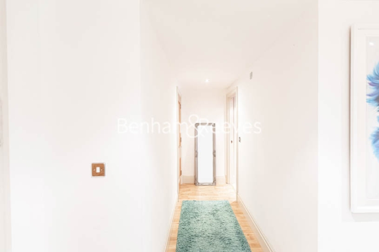2 bedrooms flat to rent in Thames Point, The Boulevard, SW6-image 5