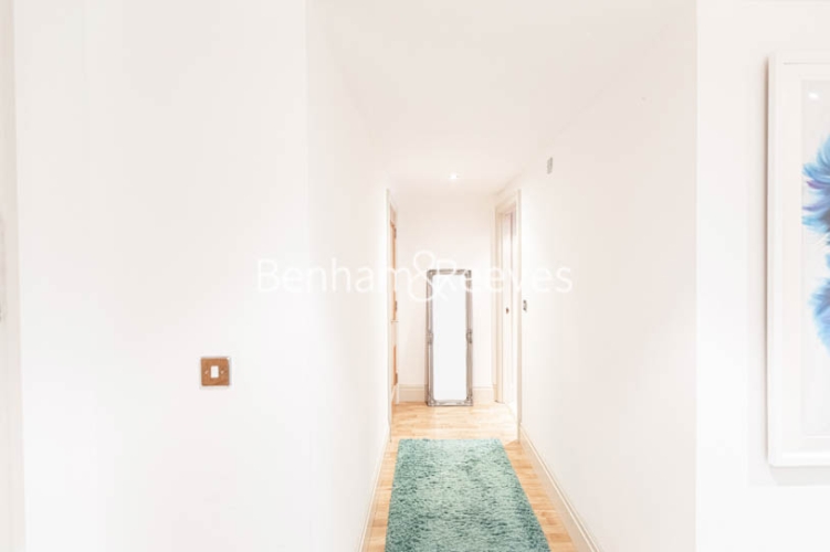 2  bedrooms flat to rent in Thames Point, The Boulevard, SW6-image 5