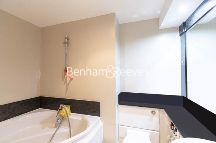 2 bedrooms flat to rent in Thames Point, The Boulevard, SW6-image 10
