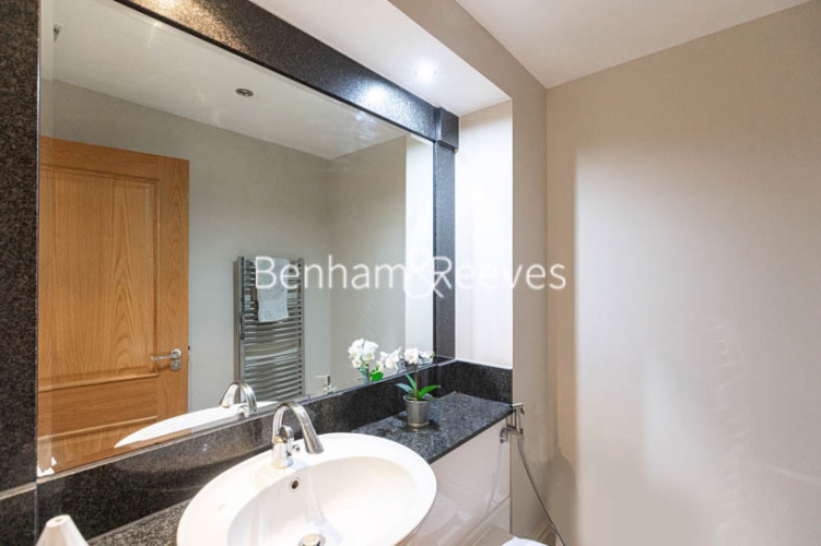 2 bedrooms flat to rent in Thames Point, The Boulevard, SW6-image 15