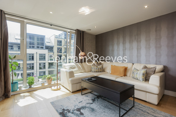 3  bedrooms flat to rent in Lensbury Avenue, Fulham, SW6-image 1