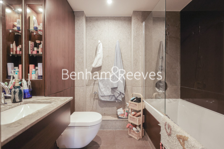 3  bedrooms flat to rent in Lensbury Avenue, Fulham, SW6-image 11