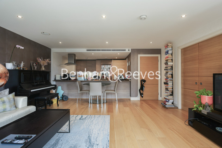 3  bedrooms flat to rent in Lensbury Avenue, Fulham, SW6-image 14