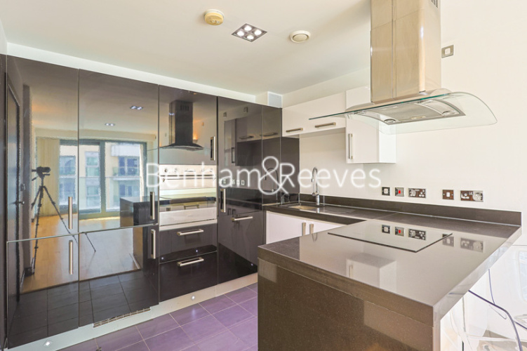 1 bedroom flat to rent in Bridges Court Road, Battersea, SW11-image 2