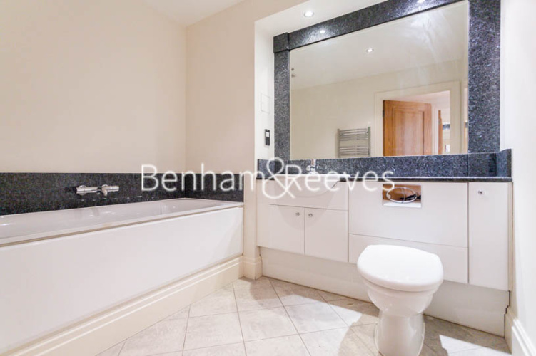 2  bedrooms flat to rent in Lensbury Avenue, Imperial Wharf, SW6-image 4