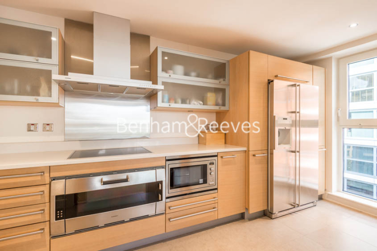 3 bedrooms flat to rent in Imperial Wharf, Fulham, SW6-image 2