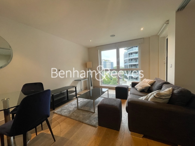 Studio flat to rent in Townmead Road, Fulham, SW6-image 1