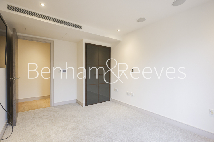 3 bedrooms flat to rent in Park Street, Fulham, SW6-image 3