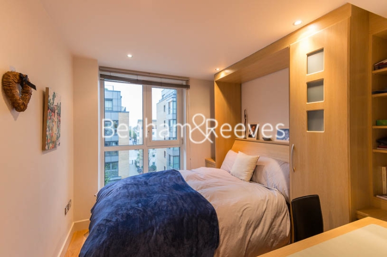 2 bedrooms flat to rent in Lensbury Avenue, Fulham, SW6-image 3