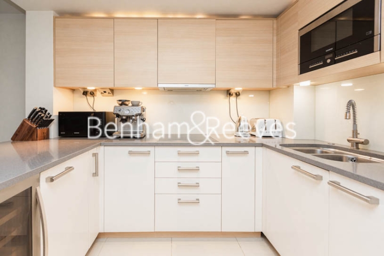 1 bedroom flat to rent in Doulton House, Fulham, SW6-image 2