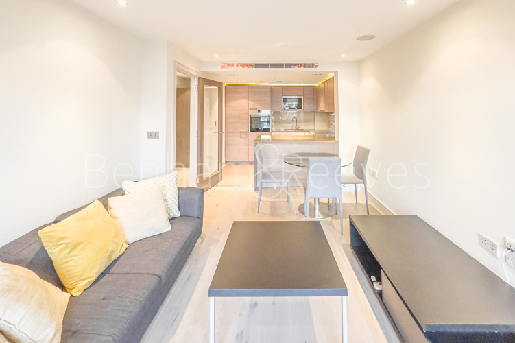 1 bedroom flat to rent in Chelsea Creek, Park Street, SW6-image 11