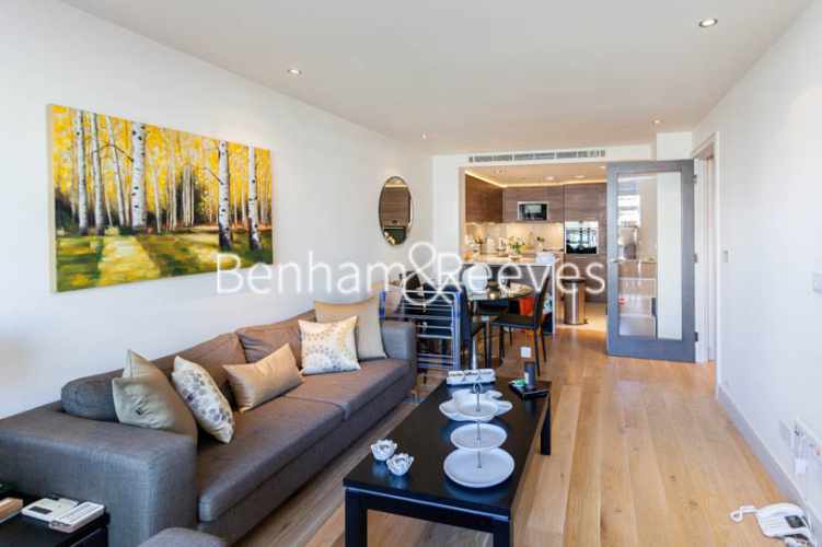 1 bedroom flat to rent in Chelsea Creek, Fulham, SW6-image 1