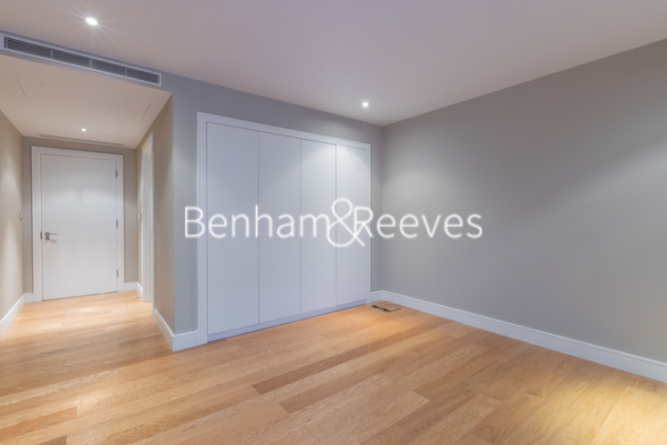 3  bedrooms flat to rent in Boxtree House, Imperial Wharf, SW6-image 3