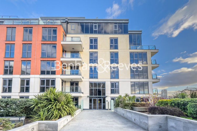 3 bedrooms flat to rent in Boxtree House, Imperial Wharf, SW6-image 10