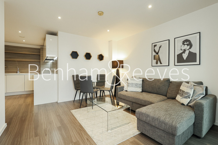 2  bedrooms flat to rent in Buckhold Road, Wandsworth, SW18-image 1