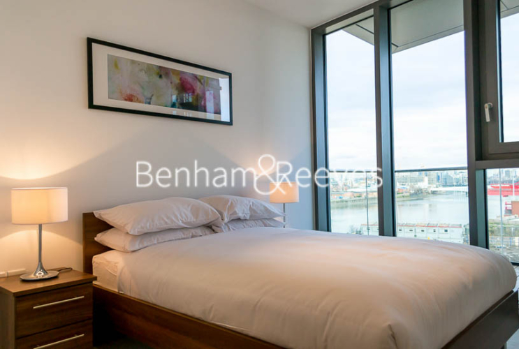 2 bedrooms flat to rent in Eastfields Avenue, Imperial Wharf, SW18-image 2