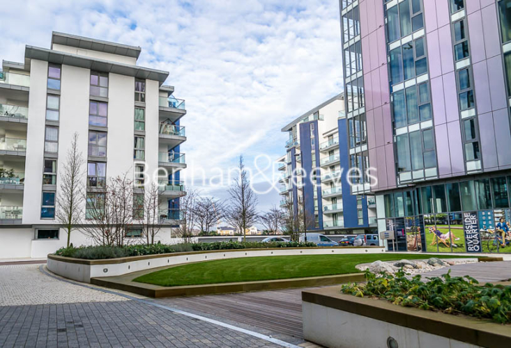 2  bedrooms flat to rent in Eastfields Avenue, Imperial Wharf, SW18-image 4
