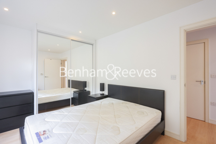 1  bedroom flat to rent in Enterprise Way, Wandsworth, SW18-image 3