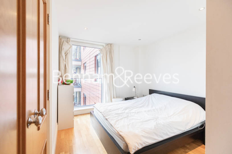 2  bedrooms flat to rent in Harbour Reach, Imperial Wharf, SW6-image 3