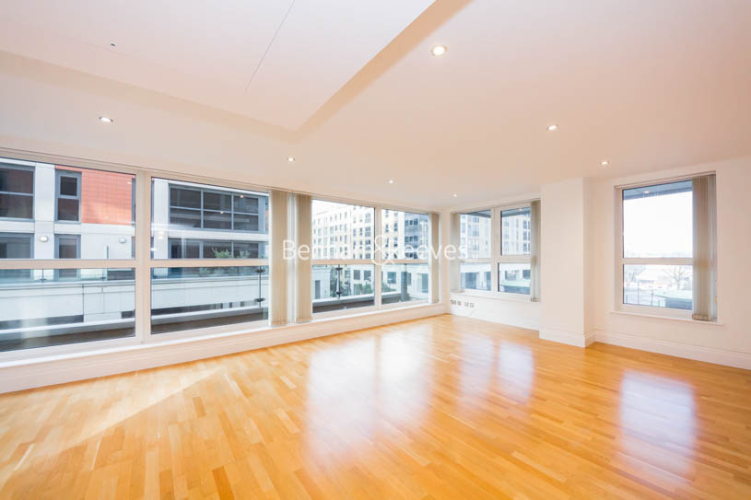2  bedrooms flat to rent in Harbour Reach, Imperial Wharf, SW6-image 1