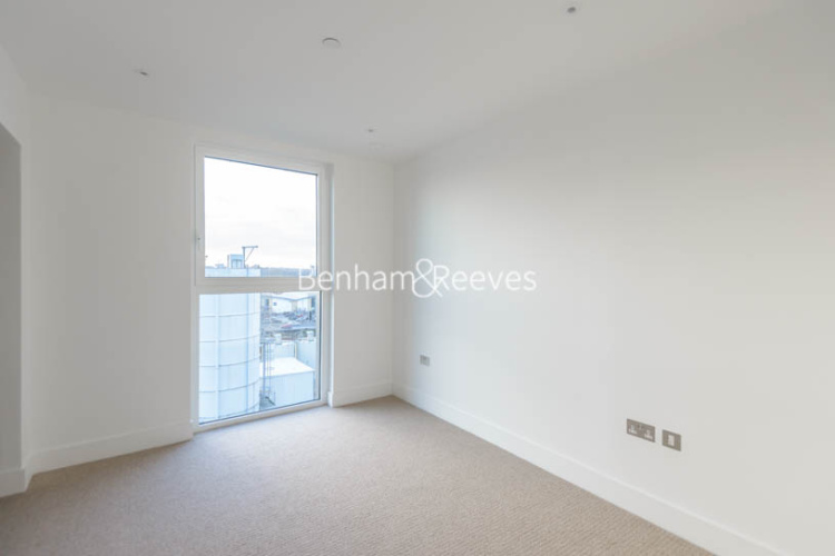 2  bedrooms flat to rent in Central Avenue, Fulham, SW6-image 6